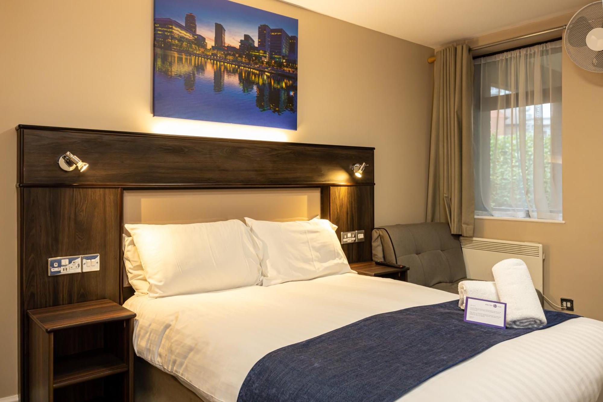 Stay Inn Manchester Salford  Bagian luar foto