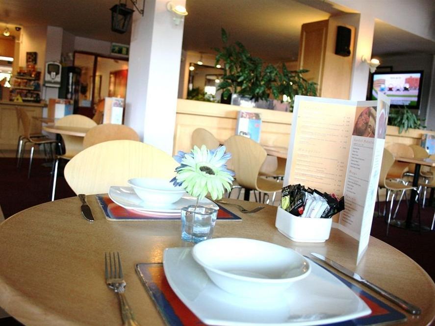 Stay Inn Manchester Salford  Bagian luar foto