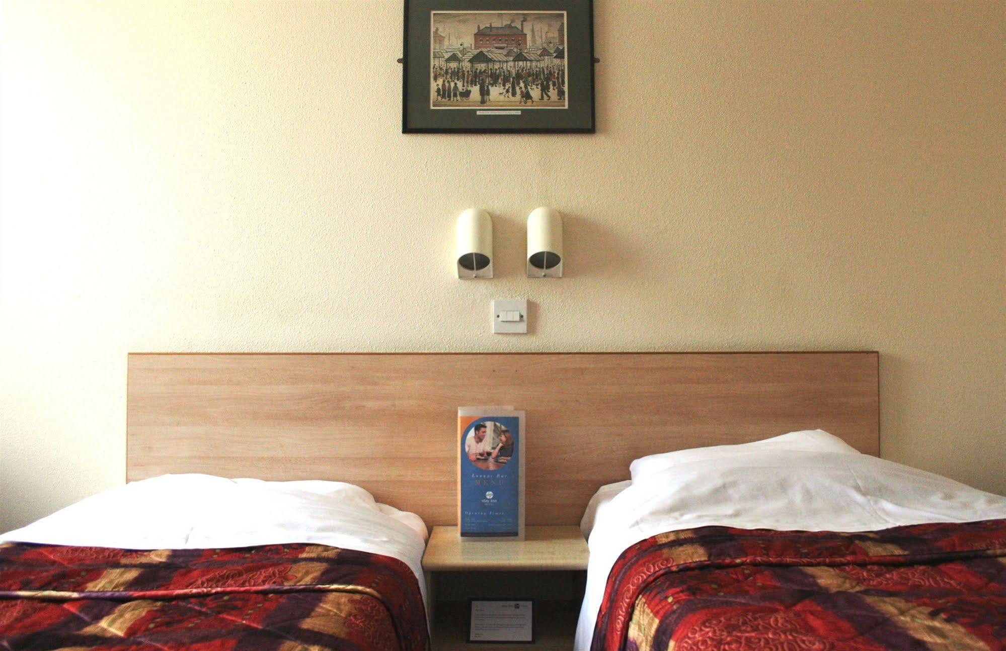 Stay Inn Manchester Salford  Bagian luar foto